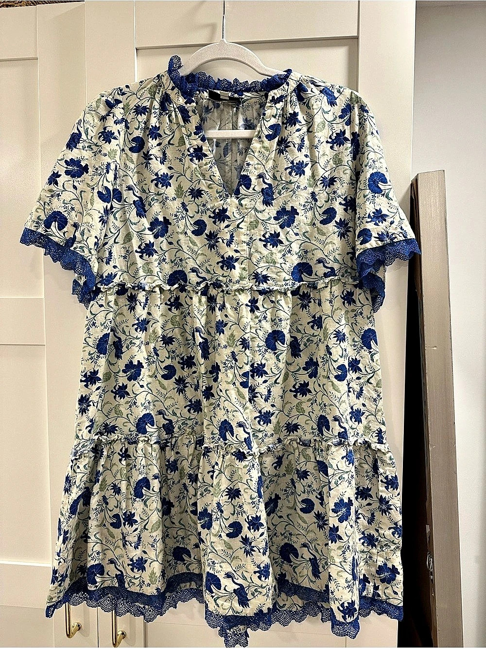 Tuckernuck Blue Floral Lace Collier Dress Mini Blue & White Small